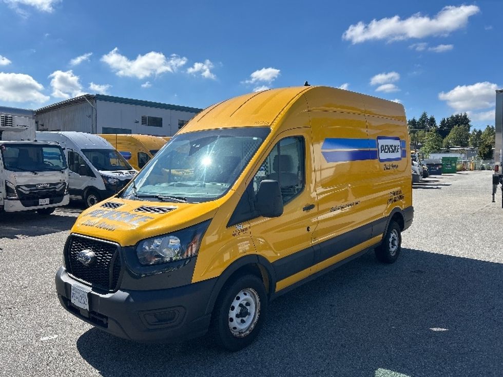 Cargo Van (Panel Van)-Light and Medium Duty Trucks-Ford-2021-Transit 250-Burnaby-BC-77,772\n\t\tkm-$ 36,750 - Image 1