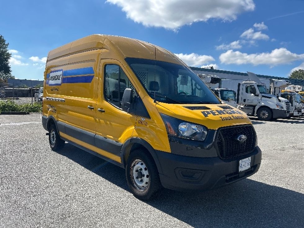Cargo Van (Panel Van)-Light and Medium Duty Trucks-Ford-2021-Transit 250-Burnaby-BC-77,872\n\t\tkm-$ 36,750 - Image 1