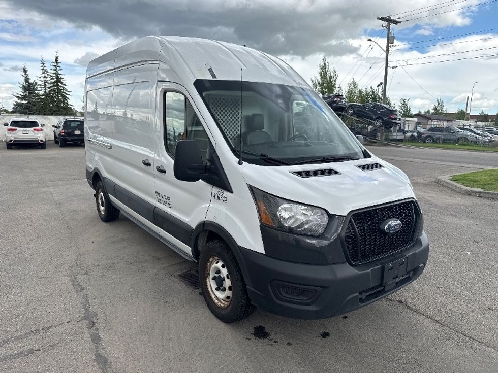 Cargo Van (Panel Van)-Light and Medium Duty Trucks-Ford-2021-Transit 250-Calgary-AB-118,999\n\t\tkm-$ 43,250 - Image 1