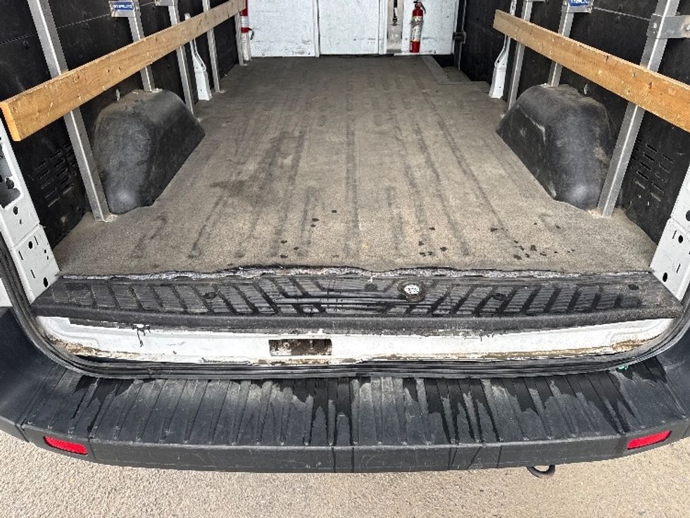 Cargo Van (Panel Van)-Light and Medium Duty Trucks-Ford-2021-Transit 250-Calgary-AB-118,999\n\t\tkm-$ 43,250 - Image 10