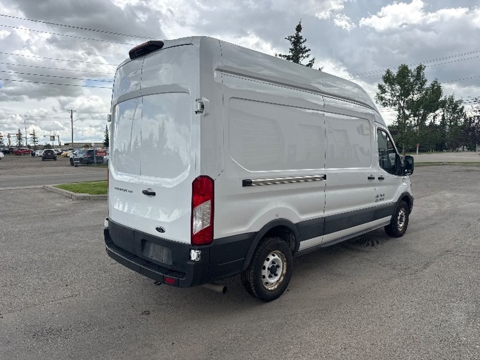 Cargo Van (Panel Van)-Light and Medium Duty Trucks-Ford-2021-Transit 250-Calgary-AB-118,999\n\t\tkm-$ 43,250 - Image 13