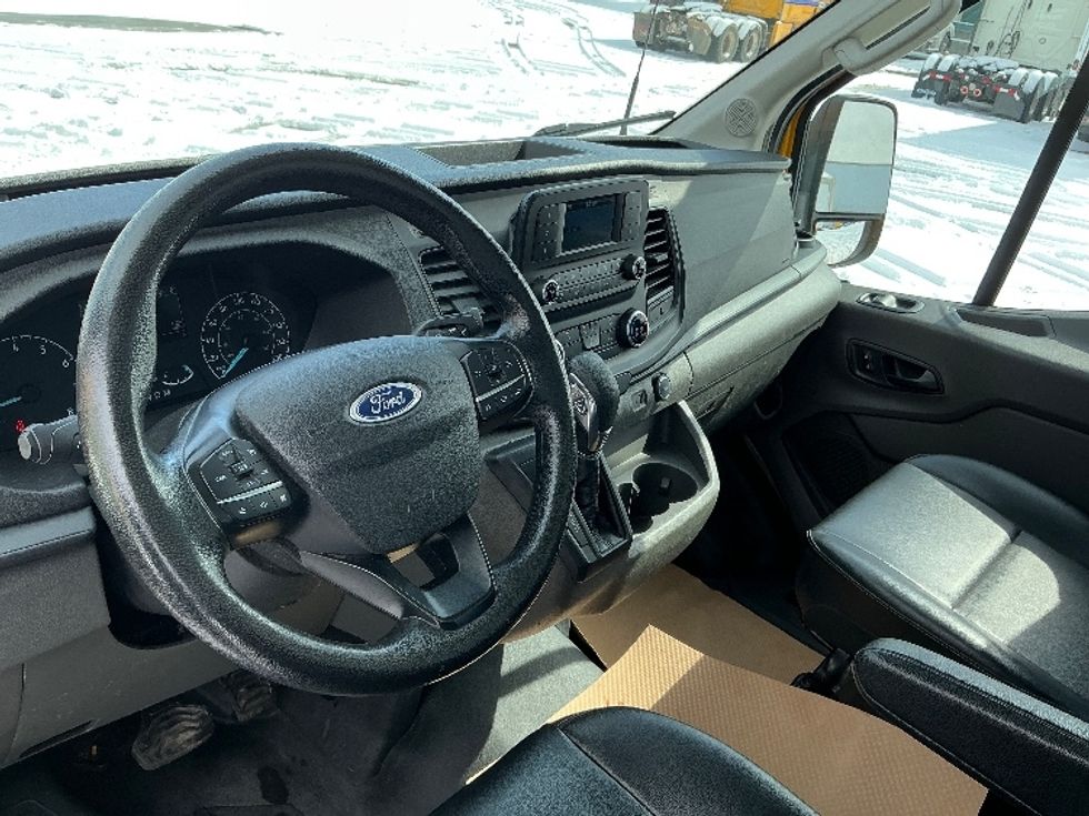 Cargo Van (Panel Van)-Light and Medium Duty Trucks-Ford-2021-Transit 250-Calgary-AB-136,700\n\t\tkm-$ 44,500 - Image 17