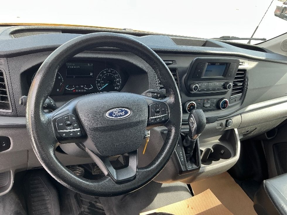 Cargo Van (Panel Van)-Light and Medium Duty Trucks-Ford-2021-Transit 250-Calgary-AB-136,700\n\t\tkm-$ 44,500 - Image 18