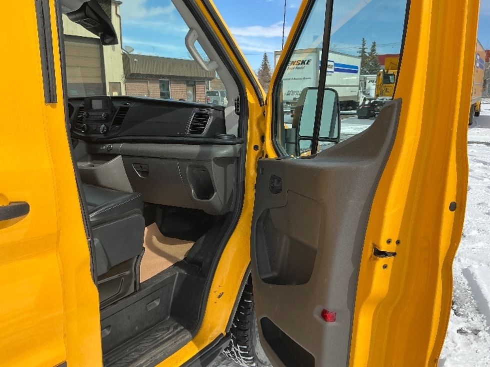 Cargo Van (Panel Van)-Light and Medium Duty Trucks-Ford-2021-Transit 250-Calgary-AB-136,700\n\t\tkm-$ 44,500 - Image 20