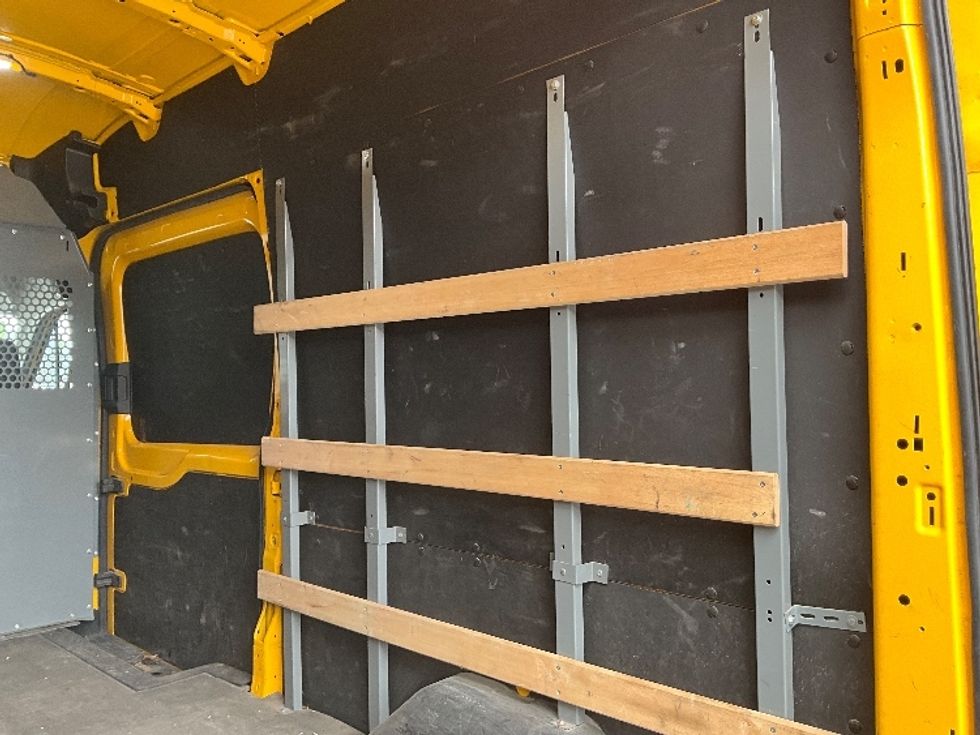 Cargo Van (Panel Van)-Light and Medium Duty Trucks-Ford-2021-Transit 250-Cambridge-ON-127,707\n\t\tkm-$ 38,750 - Image 11