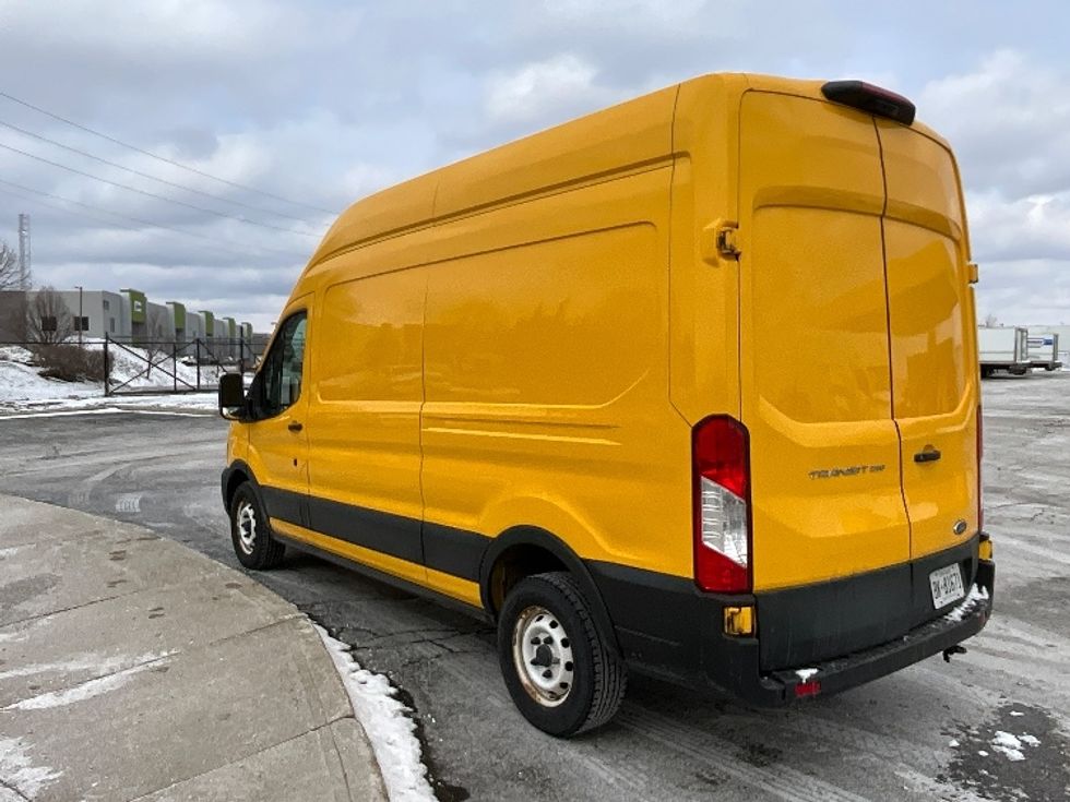 Cargo Van (Panel Van)-Light and Medium Duty Trucks-Ford-2021-Transit 250-Cambridge-ON-127,707\n\t\tkm-$ 38,750 - Image 5