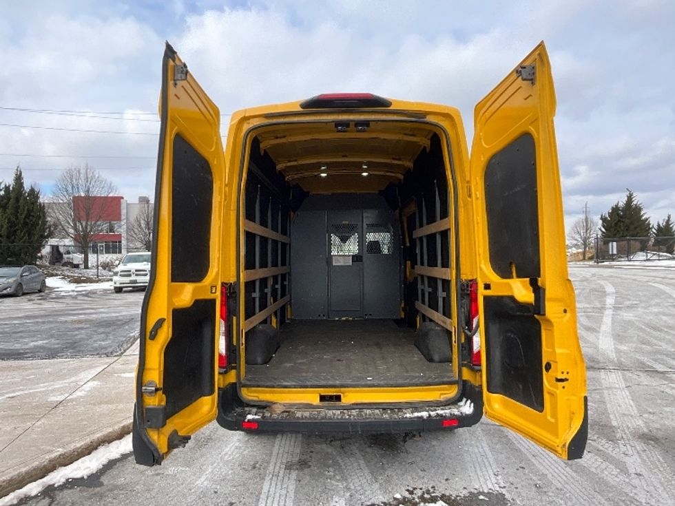 Cargo Van (Panel Van)-Light and Medium Duty Trucks-Ford-2021-Transit 250-Cambridge-ON-127,707\n\t\tkm-$ 38,750 - Image 8