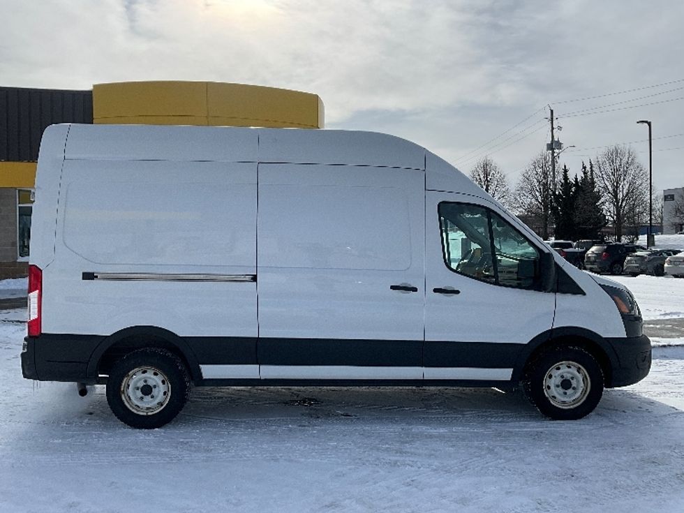 Cargo Van (Panel Van)-Light and Medium Duty Trucks-Ford-2021-Transit 250-Cambridge-ON-154,150\n\t\tkm-$ 41,500 - Image 12