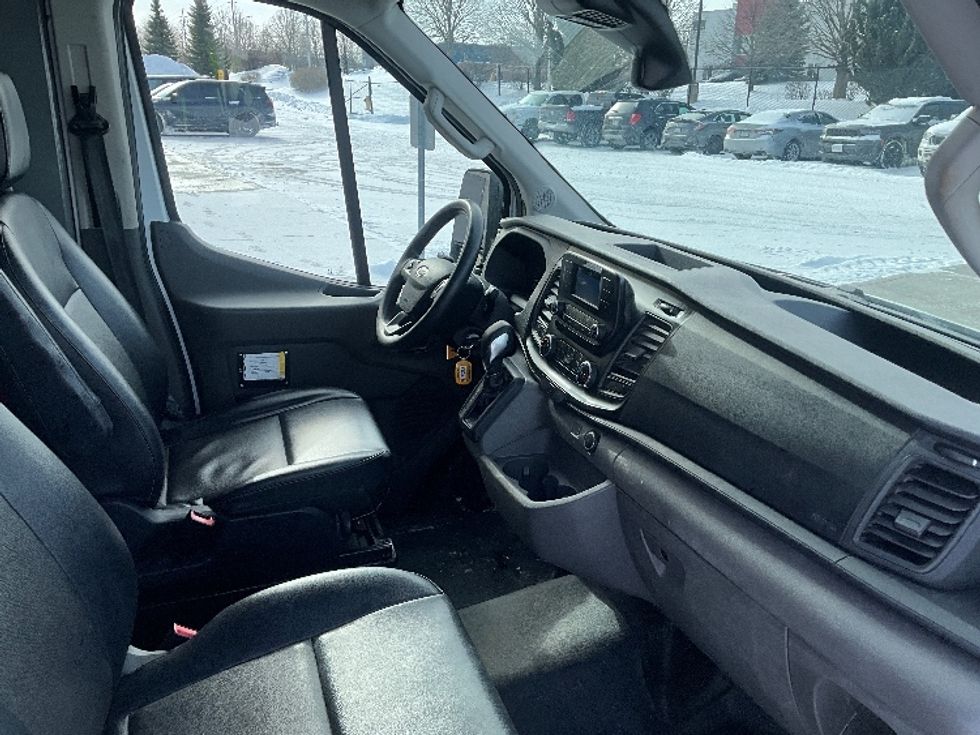 Cargo Van (Panel Van)-Light and Medium Duty Trucks-Ford-2021-Transit 250-Cambridge-ON-154,150\n\t\tkm-$ 41,500 - Image 19