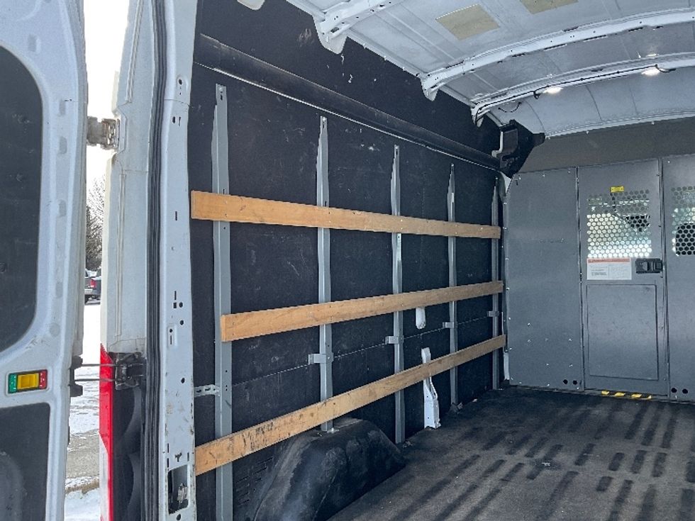 Cargo Van (Panel Van)-Light and Medium Duty Trucks-Ford-2021-Transit 250-Cambridge-ON-154,150\n\t\tkm-$ 41,500 - Image 9