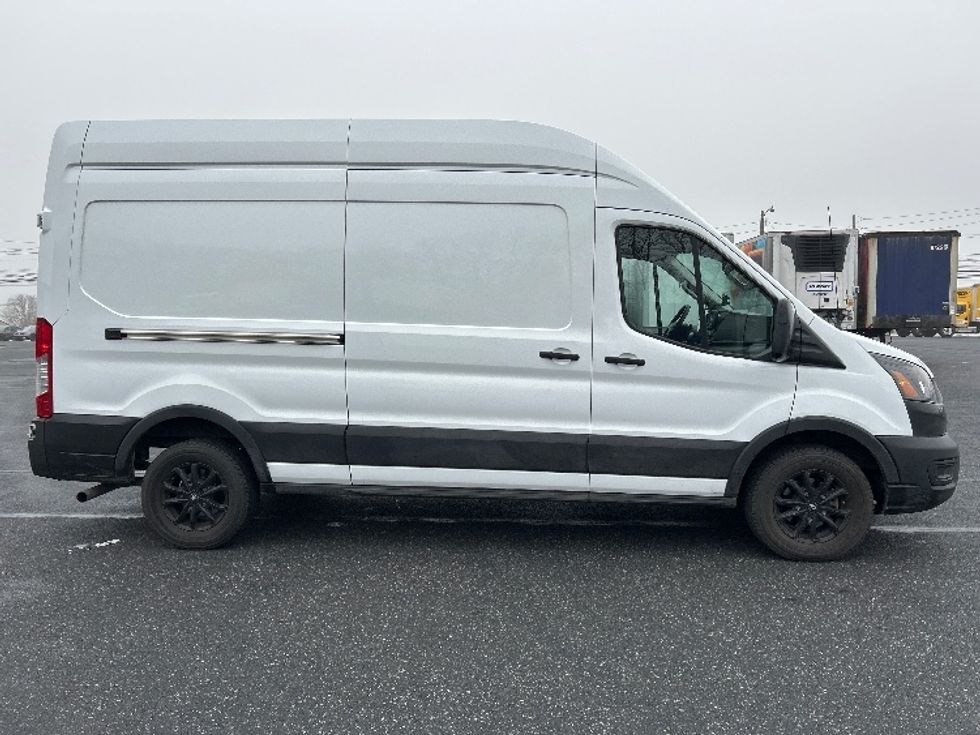 Cargo Van (Panel Van)-Light and Medium Duty Trucks-Ford-2021-Transit 250-Carlisle-PA-79,644\n\t\tmiles-$ 34,250 - Image 15