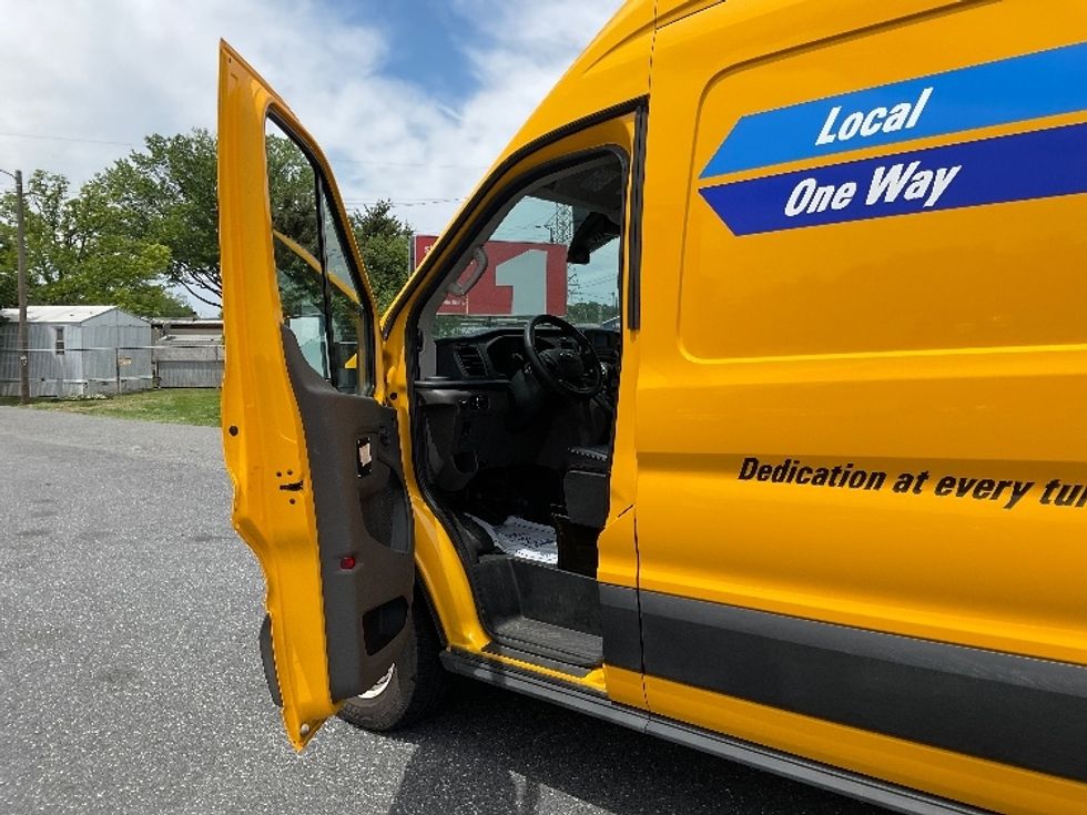 Cargo Van (Panel Van)-Light and Medium Duty Trucks-Ford-2021-Transit 250-Carlisle-PA-88,946\n\t\tmiles-$ 30,250 - Image 14
