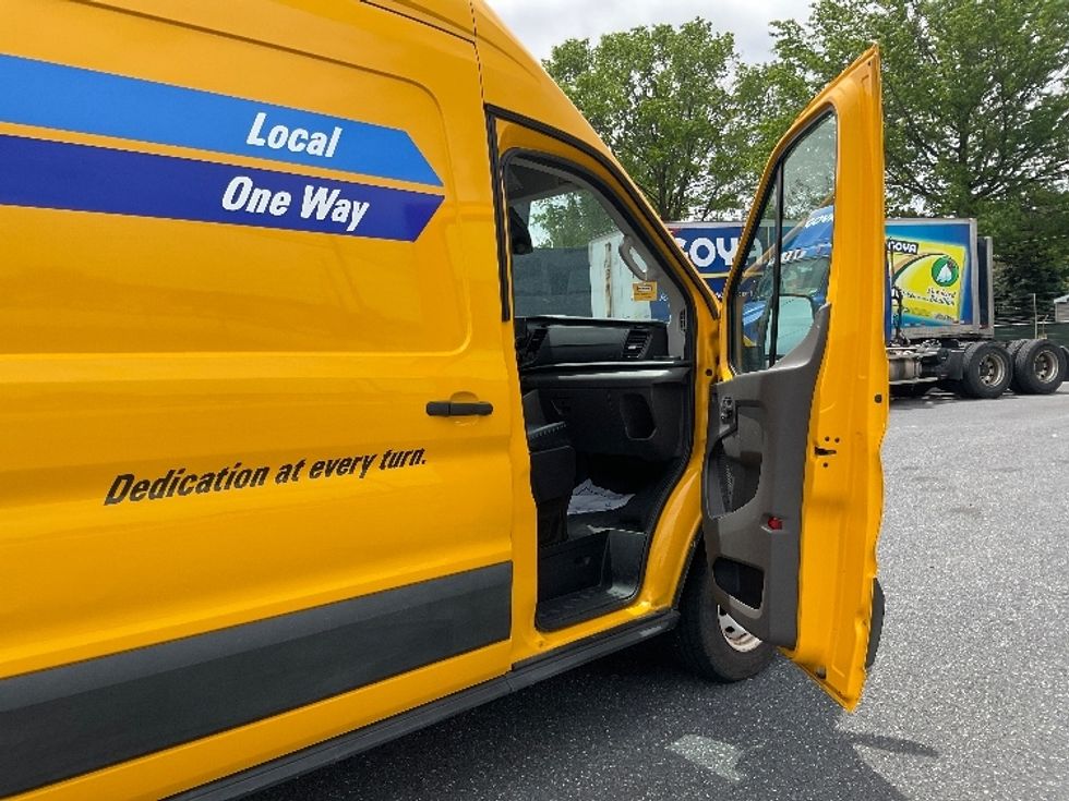 Cargo Van (Panel Van)-Light and Medium Duty Trucks-Ford-2021-Transit 250-Carlisle-PA-88,946\n\t\tmiles-$ 30,250 - Image 18