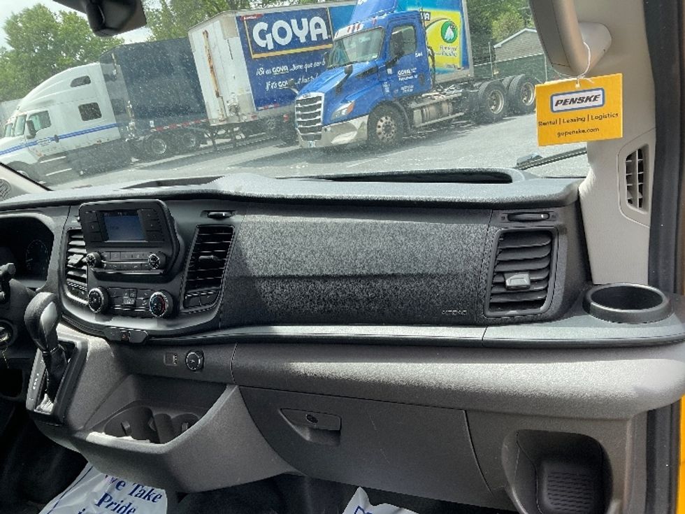 Cargo Van (Panel Van)-Light and Medium Duty Trucks-Ford-2021-Transit 250-Carlisle-PA-88,946\n\t\tmiles-$ 30,250 - Image 19