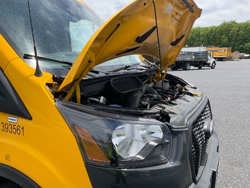 Cargo Van (Panel Van)-Light and Medium Duty Trucks-Ford-2021-Transit 250-Carlisle-PA-88,946\n\t\tmiles-$ 30,250 - Image 21