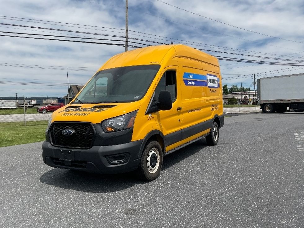 Cargo Van (Panel Van)-Light and Medium Duty Trucks-Ford-2021-Transit 250-Carlisle-PA-88,946\n\t\tmiles-$ 30,250 - Image 3