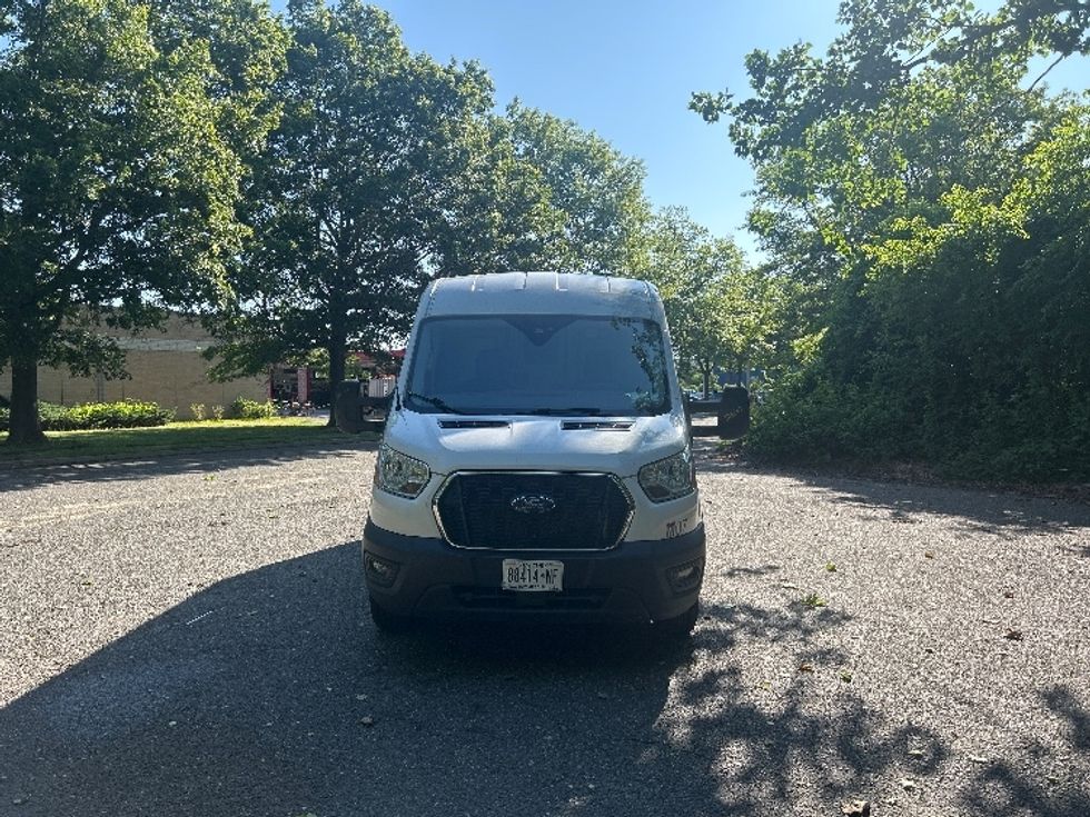 Cargo Van (Panel Van)-Light and Medium Duty Trucks-Ford-2021-Transit 250-Central Islip-NY-122,920\n\t\tmiles-$ 24,500 - Image 2