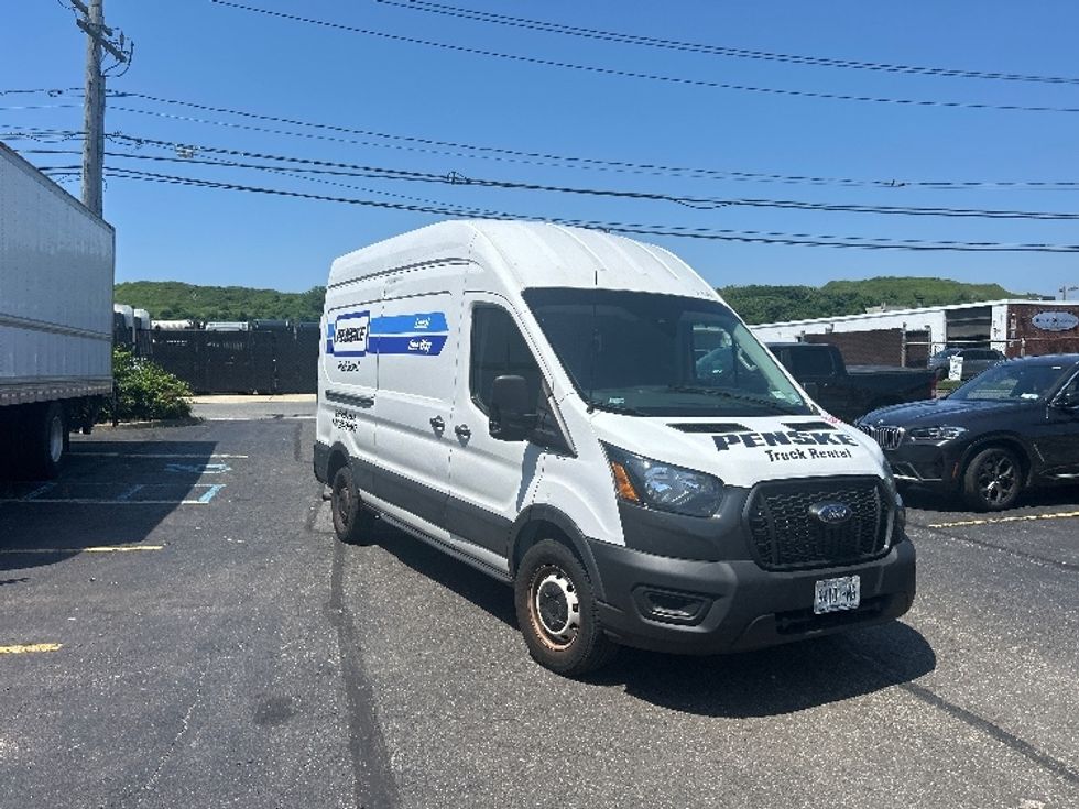 Cargo Van (Panel Van)-Light and Medium Duty Trucks-Ford-2021-Transit 250-Central Islip-NY-63,160\n\t\tmiles-$ 34,750 - Image 1