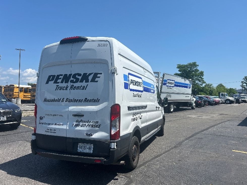 Cargo Van (Panel Van)-Light and Medium Duty Trucks-Ford-2021-Transit 250-Central Islip-NY-63,160\n\t\tmiles-$ 34,750 - Image 11