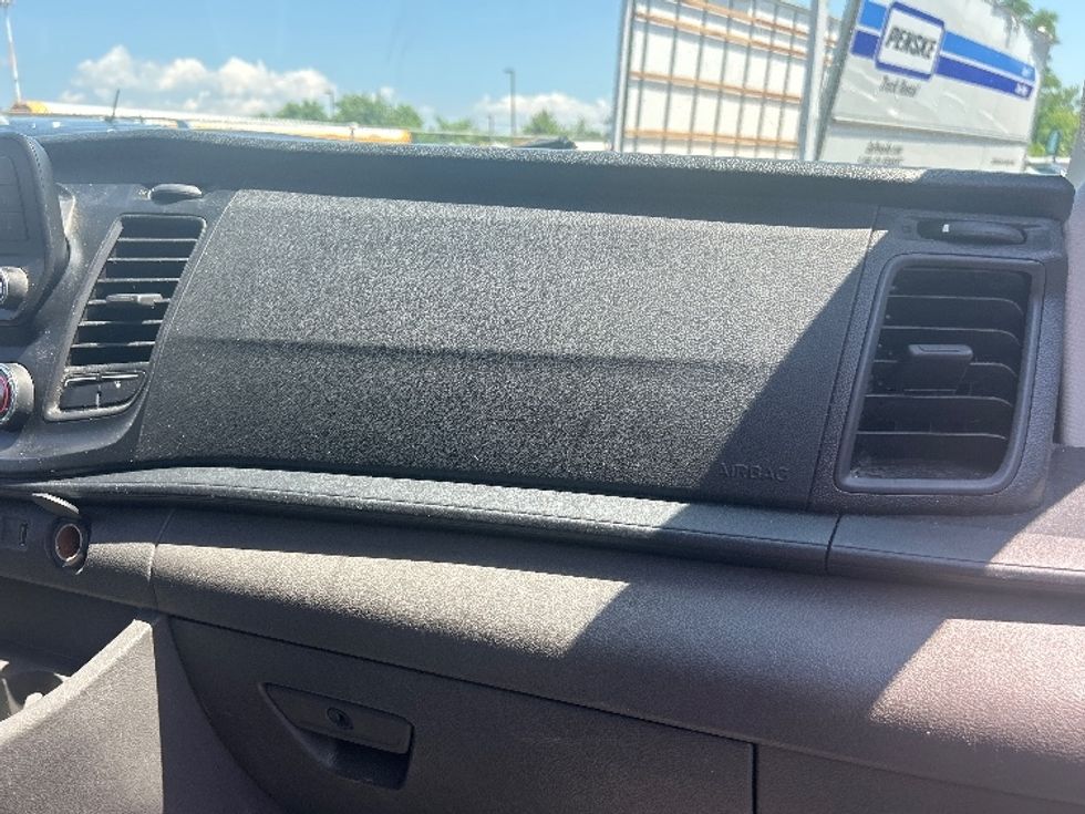 Cargo Van (Panel Van)-Light and Medium Duty Trucks-Ford-2021-Transit 250-Central Islip-NY-63,160\n\t\tmiles-$ 34,750 - Image 18