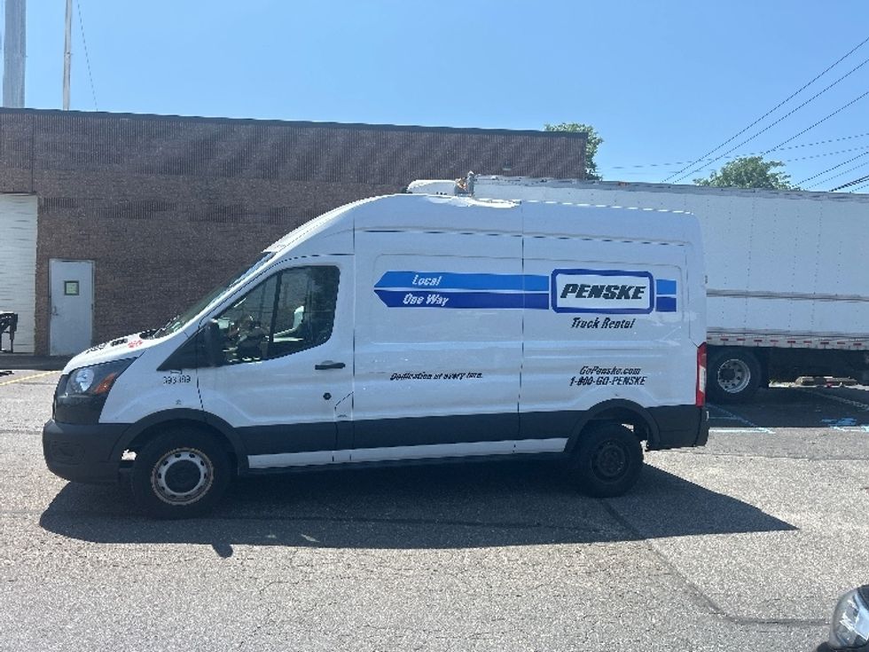 Cargo Van (Panel Van)-Light and Medium Duty Trucks-Ford-2021-Transit 250-Central Islip-NY-63,160\n\t\tmiles-$ 34,750 - Image 4