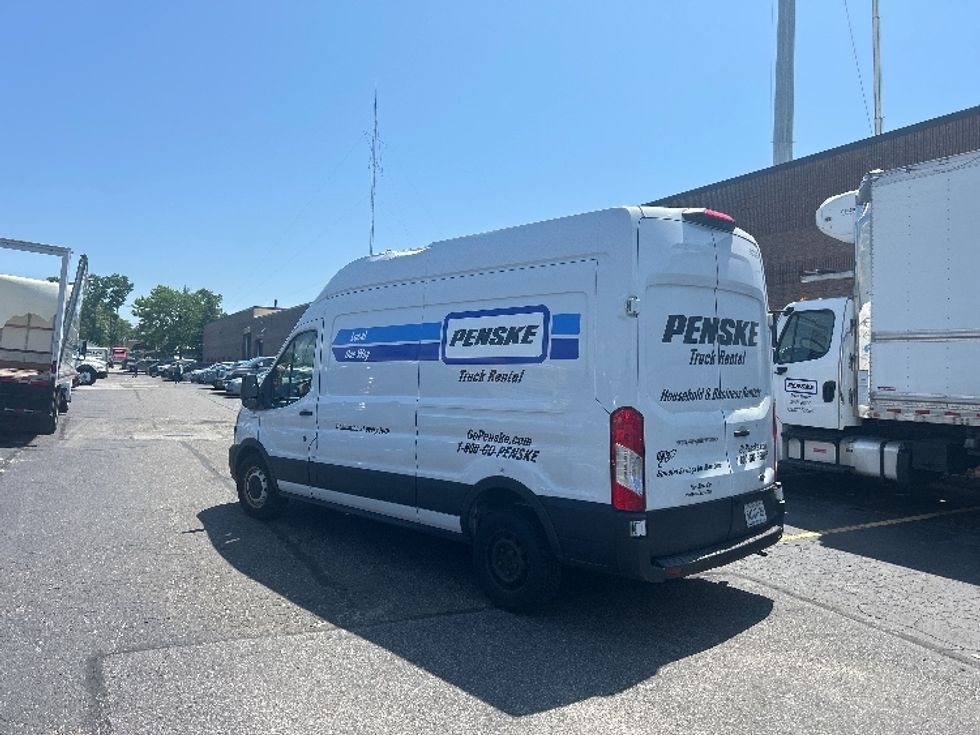 Cargo Van (Panel Van)-Light and Medium Duty Trucks-Ford-2021-Transit 250-Central Islip-NY-63,160\n\t\tmiles-$ 34,750 - Image 5