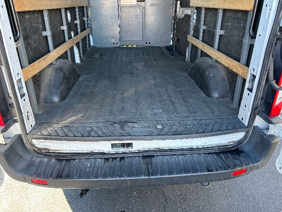 Cargo Van (Panel Van)-Light and Medium Duty Trucks-Ford-2021-Transit 250-Ceres-CA-116,495\n\t\tmiles-$ 32,750 - Image 10