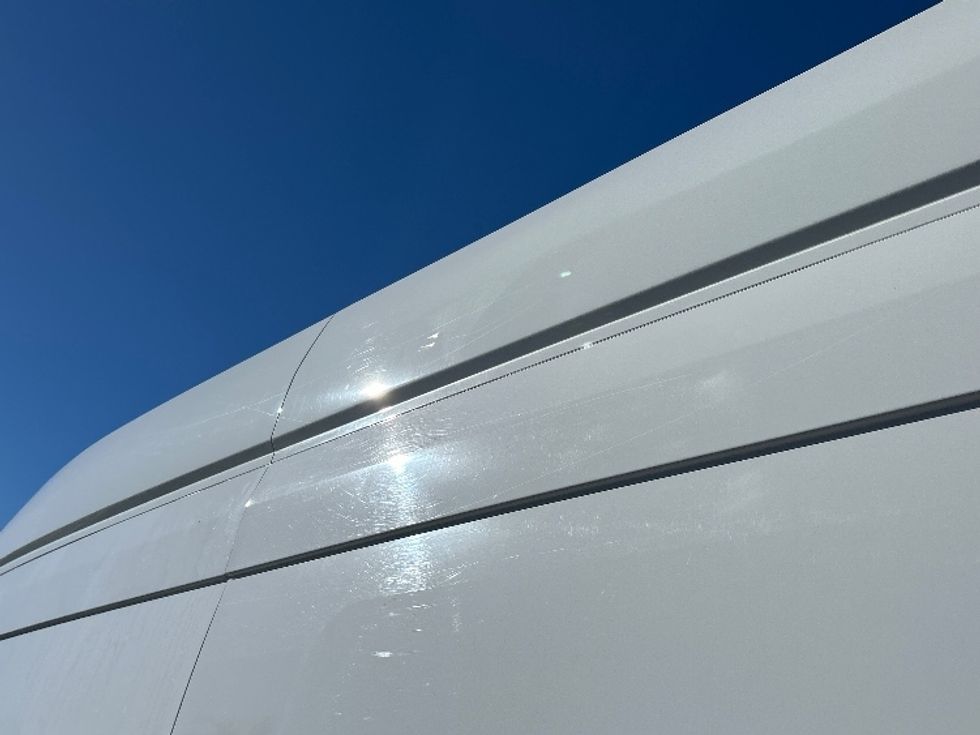 Cargo Van (Panel Van)-Light and Medium Duty Trucks-Ford-2021-Transit 250-Ceres-CA-116,495\n\t\tmiles-$ 32,750 - Image 25