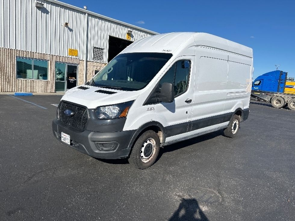 Cargo Van (Panel Van)-Light and Medium Duty Trucks-Ford-2021-Transit 250-Ceres-CA-116,495\n\t\tmiles-$ 32,750 - Image 3