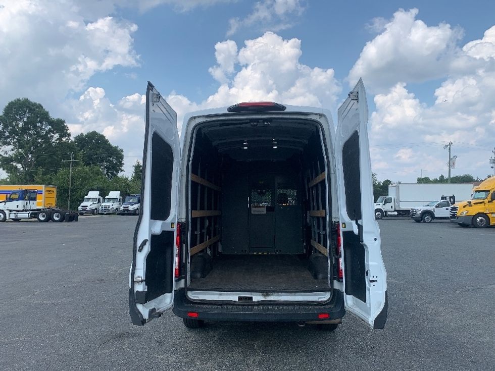 Cargo Van (Panel Van)-Light and Medium Duty Trucks-Ford-2021-Transit 250-Charlotte-NC-102,953\n\t\tmiles-$ 32,250 - Image 8