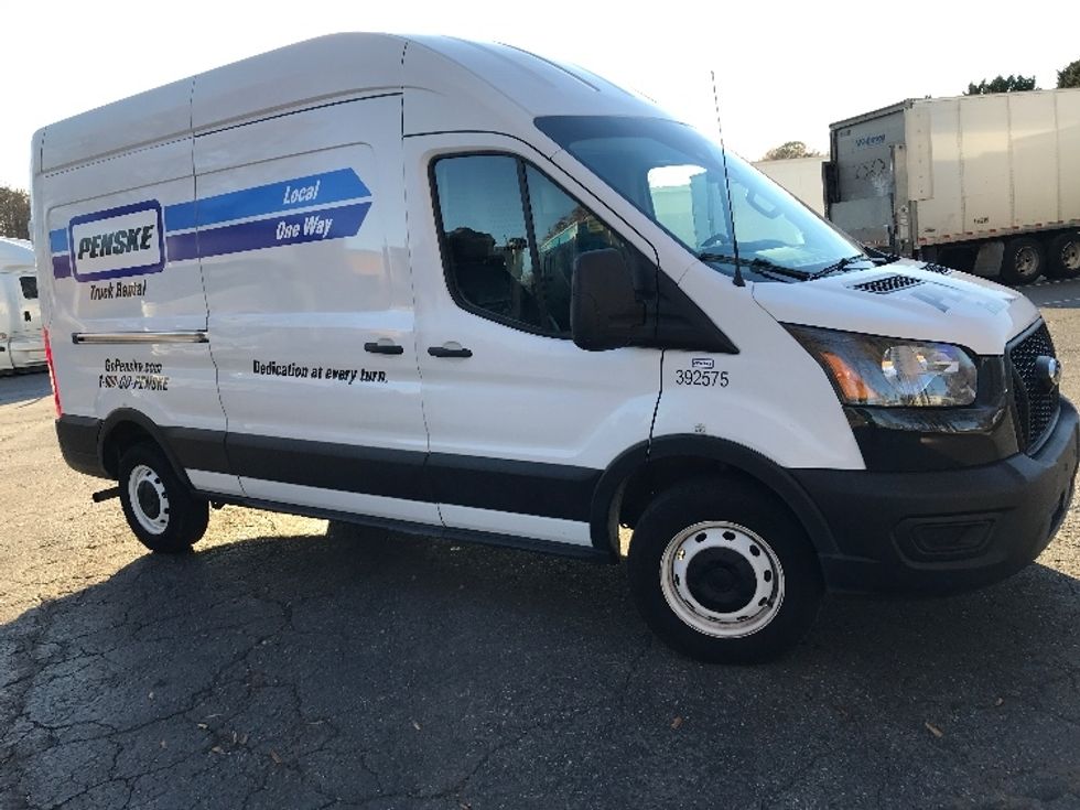 Cargo Van (Panel Van)-Light and Medium Duty Trucks-Ford-2021-Transit 250-Charlotte-NC-141,374\n\t\tmiles-$ 32,000 - Image 1