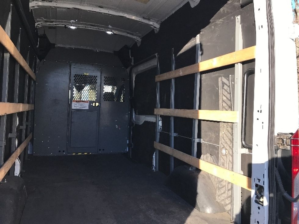 Cargo Van (Panel Van)-Light and Medium Duty Trucks-Ford-2021-Transit 250-Charlotte-NC-141,374\n\t\tmiles-$ 32,000 - Image 10