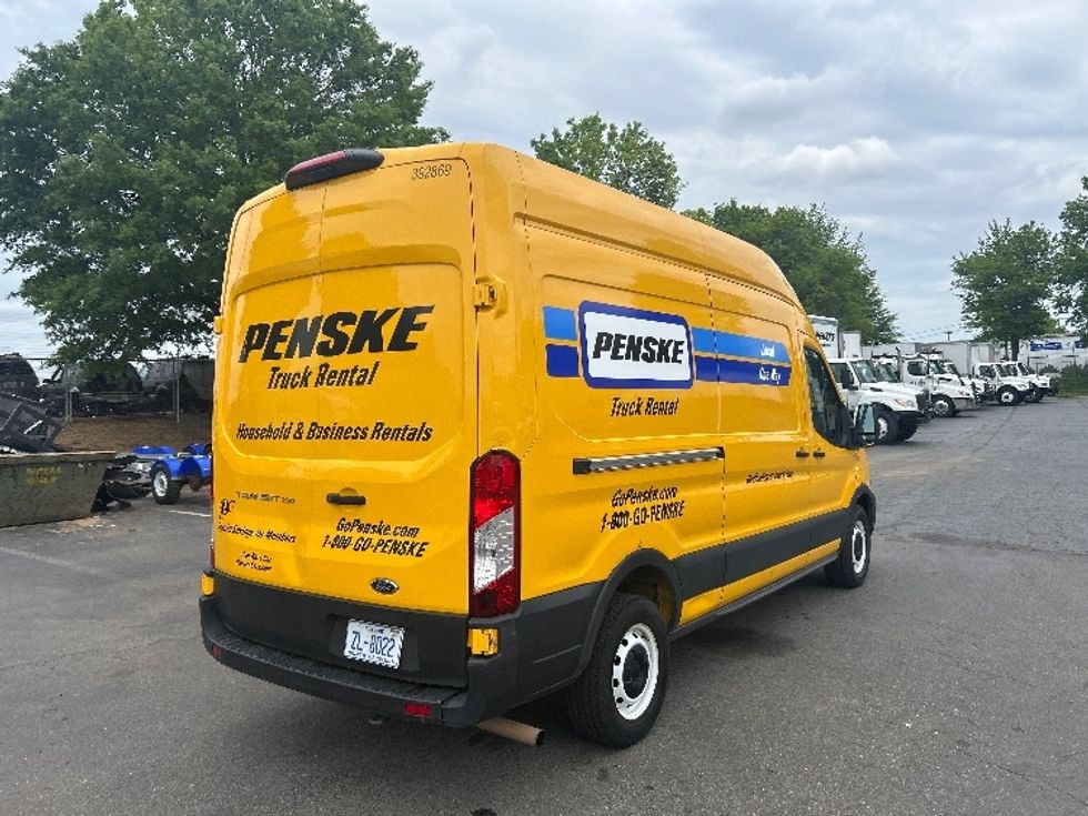 Cargo Van (Panel Van)-Light and Medium Duty Trucks-Ford-2021-Transit 250-Charlotte-NC-76,434\n\t\tmiles-$ 30,750 - Image 13