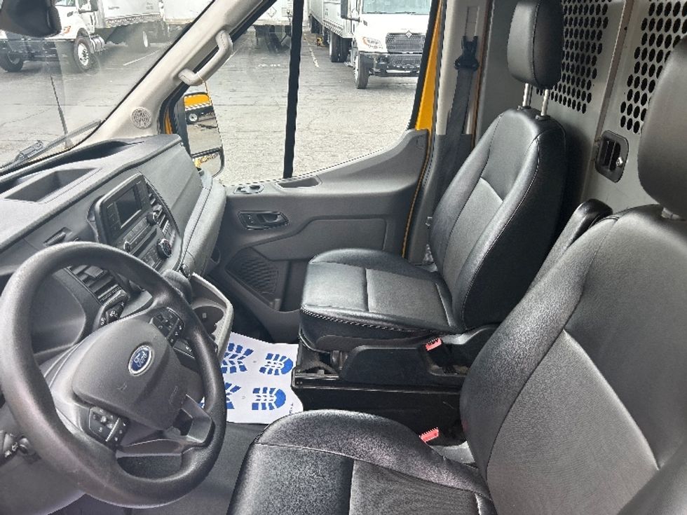 Cargo Van (Panel Van)-Light and Medium Duty Trucks-Ford-2021-Transit 250-Charlotte-NC-76,434\n\t\tmiles-$ 30,750 - Image 19