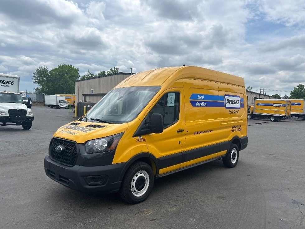 Cargo Van (Panel Van)-Light and Medium Duty Trucks-Ford-2021-Transit 250-Charlotte-NC-76,434\n\t\tmiles-$ 30,750 - Image 3