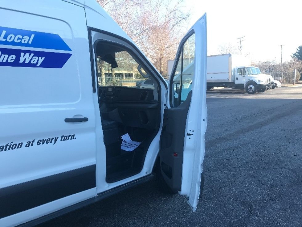 Cargo Van (Panel Van)-Light and Medium Duty Trucks-Ford-2021-Transit 250-Chesapeake-VA-57,104\n\t\tmiles-$ 41,000 - Image 20