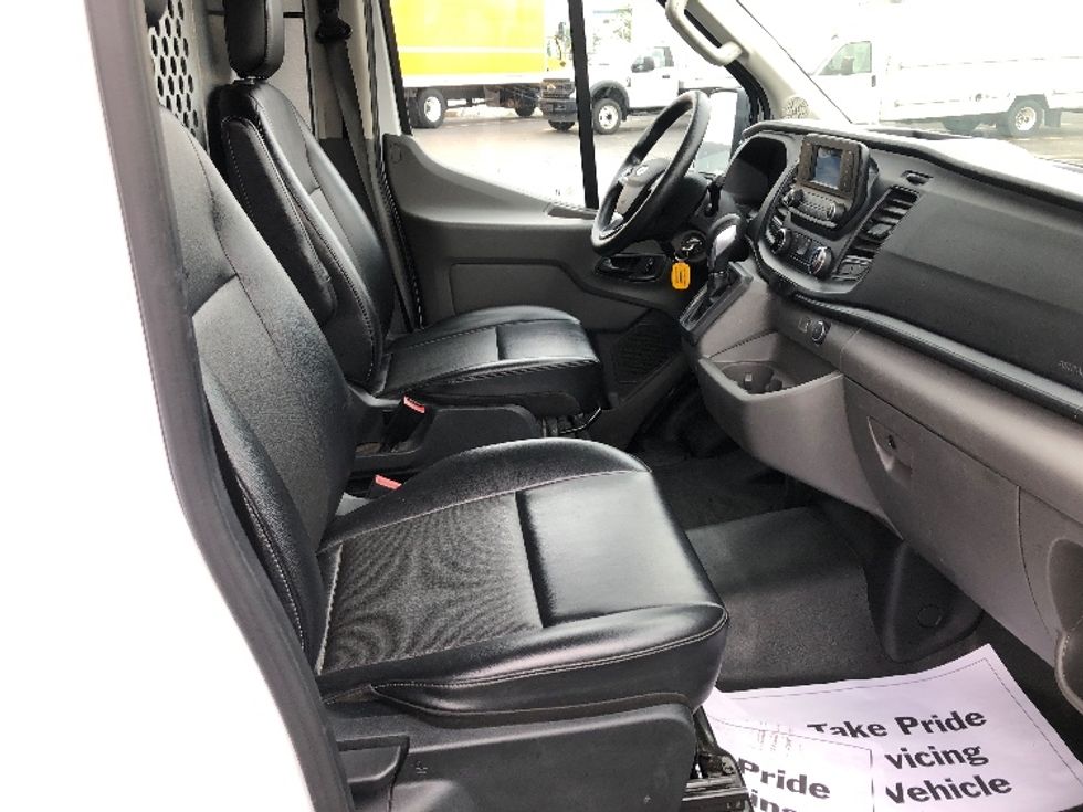 Cargo Van (Panel Van)-Light and Medium Duty Trucks-Ford-2021-Transit 250-Chicago (Chicago Ridge)-IL-62,673\n\t\tmiles-$ 35,750 - Image 15