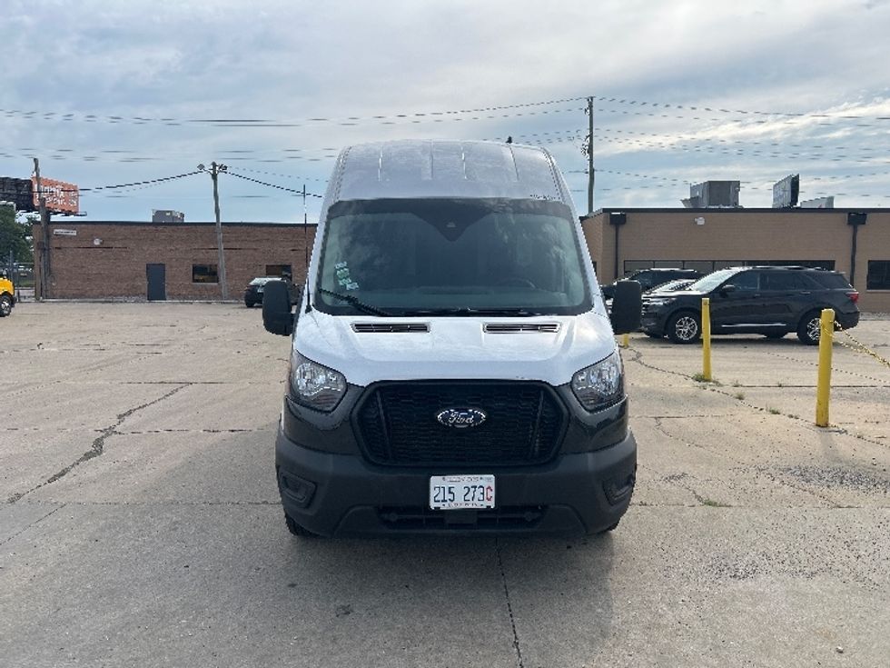 Cargo Van (Panel Van)-Light and Medium Duty Trucks-Ford-2021-Transit 250-Chicago (Melrose Park)-IL-34,766\n\t\tmiles-$ 38,000 - Image 2