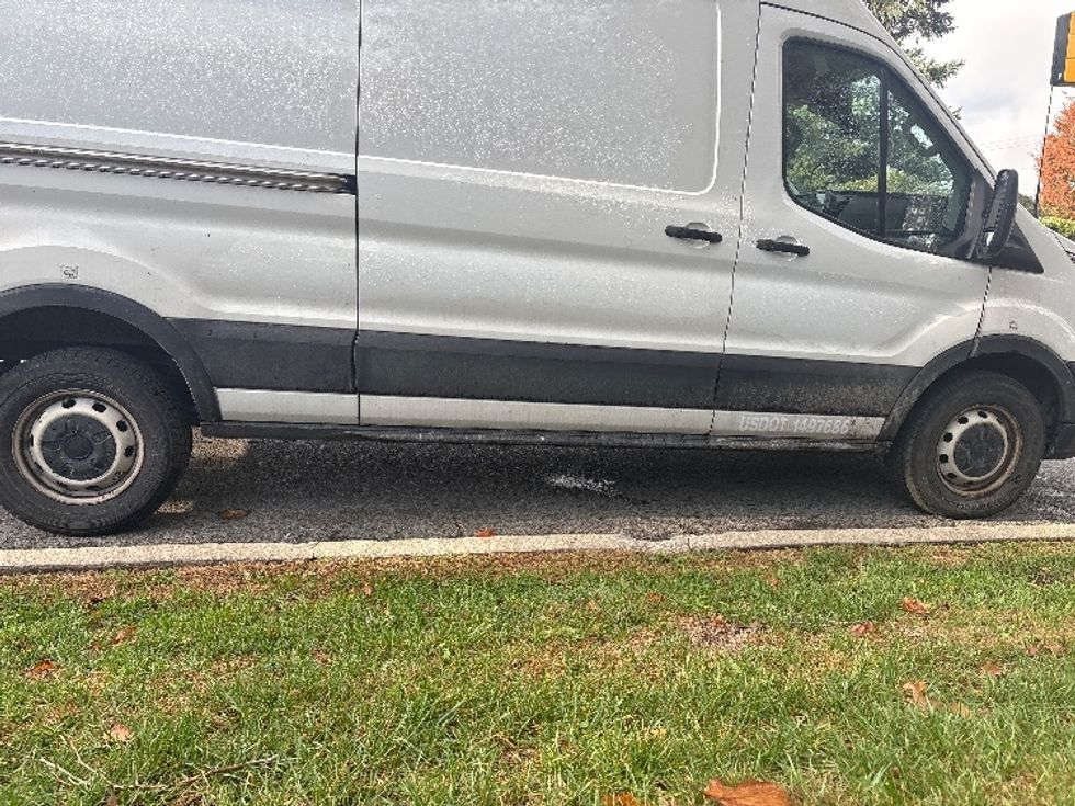 Cargo Van (Panel Van)-Light and Medium Duty Trucks-Ford-2021-Transit 250-Chicopee-MA-149,992\n\t\tmiles-$ 25,000 - Image 14