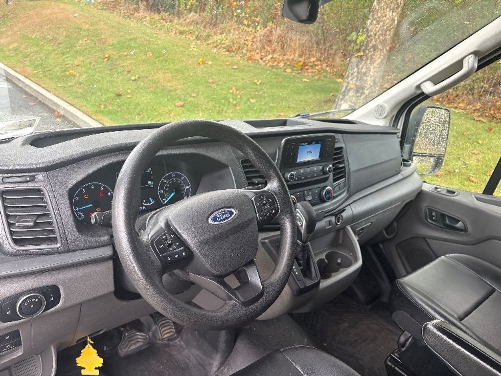 Cargo Van (Panel Van)-Light and Medium Duty Trucks-Ford-2021-Transit 250-Chicopee-MA-149,992\n\t\tmiles-$ 25,000 - Image 17