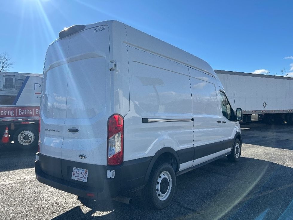 Cargo Van (Panel Van)-Light and Medium Duty Trucks-Ford-2021-Transit 250-Chicopee-MA-50,152\n\t\tmiles-$ 36,500 - Image 13