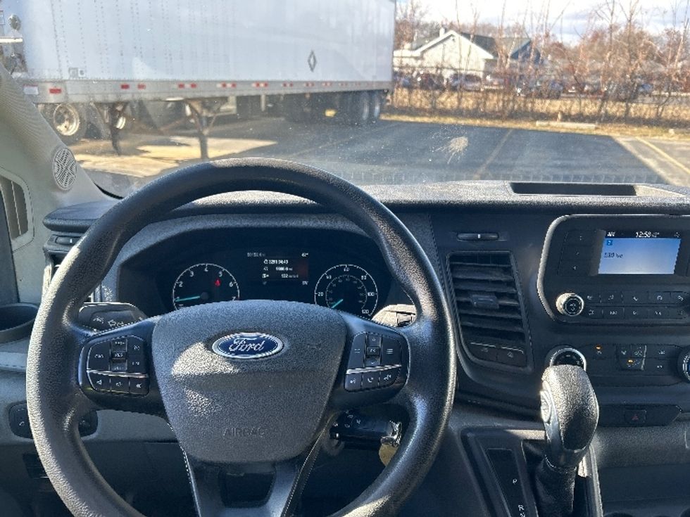 Cargo Van (Panel Van)-Light and Medium Duty Trucks-Ford-2021-Transit 250-Chicopee-MA-50,152\n\t\tmiles-$ 36,500 - Image 18