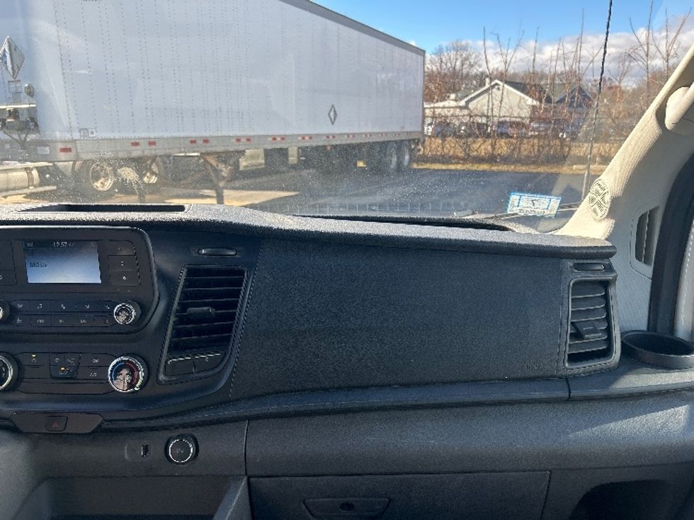 Cargo Van (Panel Van)-Light and Medium Duty Trucks-Ford-2021-Transit 250-Chicopee-MA-50,152\n\t\tmiles-$ 36,500 - Image 21