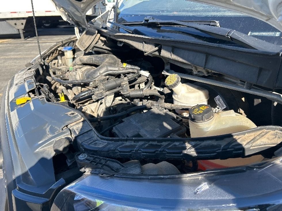 Cargo Van (Panel Van)-Light and Medium Duty Trucks-Ford-2021-Transit 250-Chicopee-MA-50,152\n\t\tmiles-$ 36,500 - Image 24