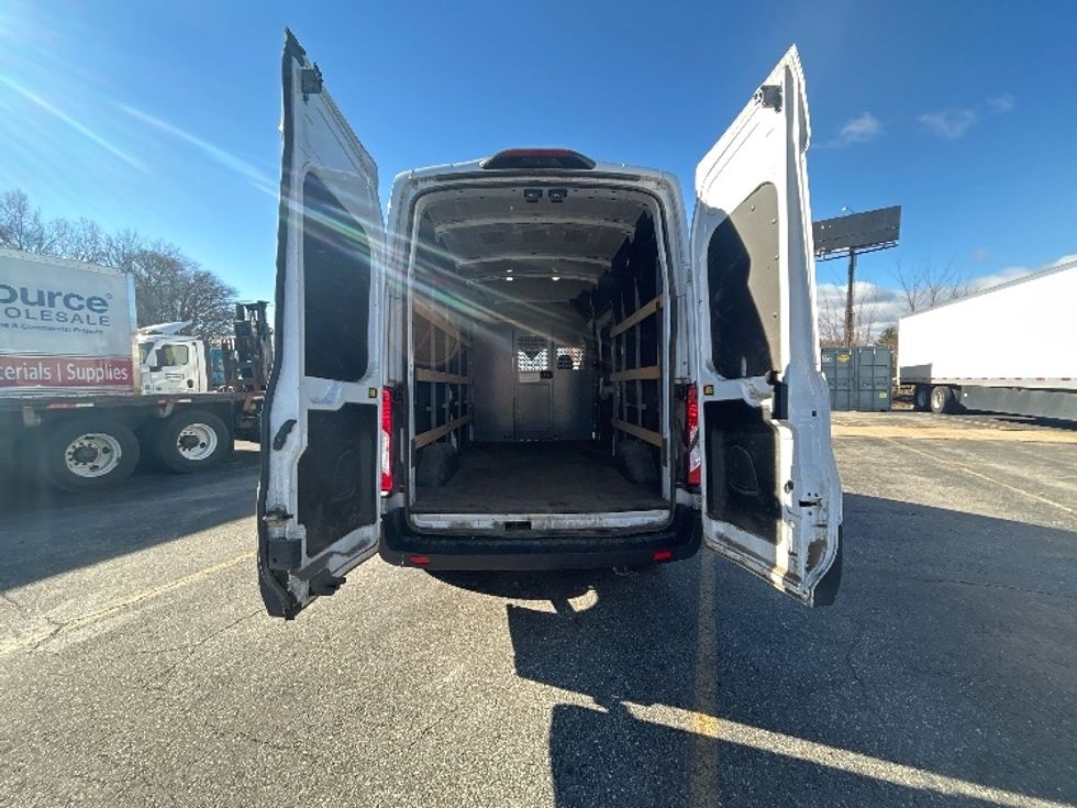 Cargo Van (Panel Van)-Light and Medium Duty Trucks-Ford-2021-Transit 250-Chicopee-MA-50,152\n\t\tmiles-$ 36,500 - Image 8