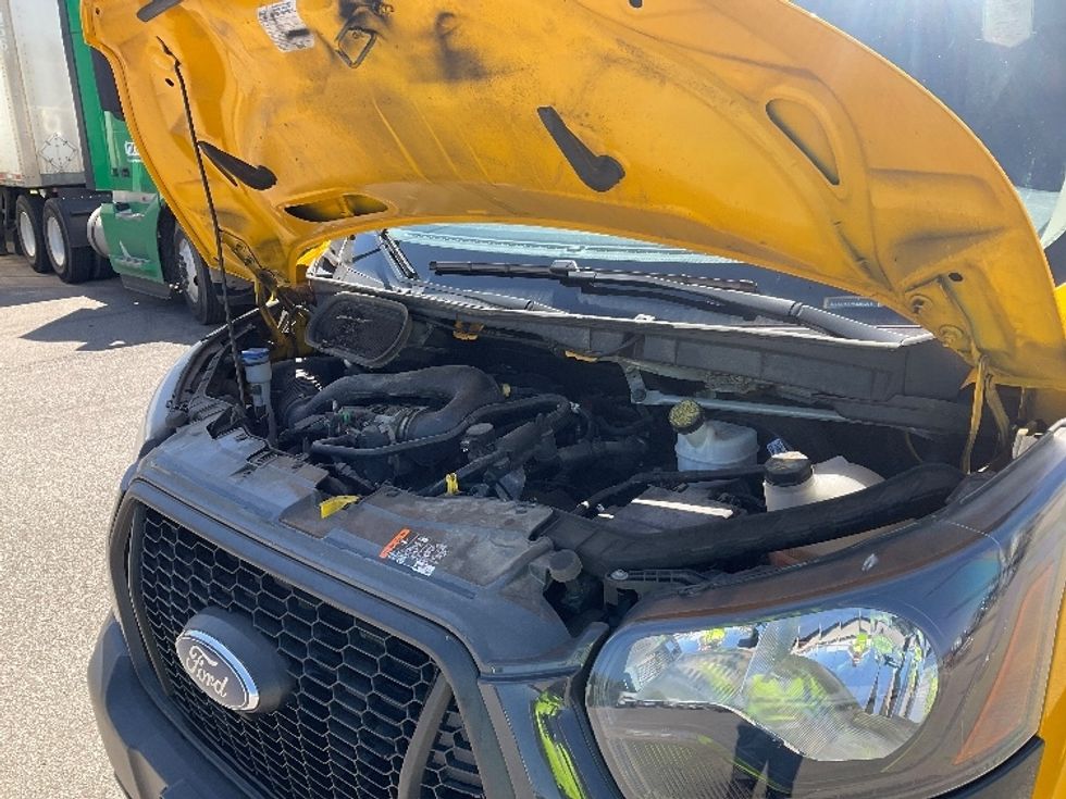 Cargo Van (Panel Van)-Light and Medium Duty Trucks-Ford-2021-Transit 250-Cincinnati-OH-64,899\n\t\tmiles-$ 31,000 - Image 21