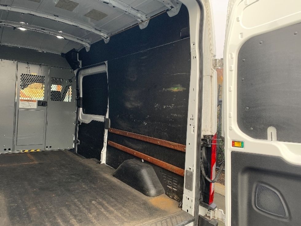 Cargo Van (Panel Van)-Light and Medium Duty Trucks-Ford-2021-Transit 250-Clackamas-OR-38,030\n\t\tmiles-$ 40,000 - Image 11