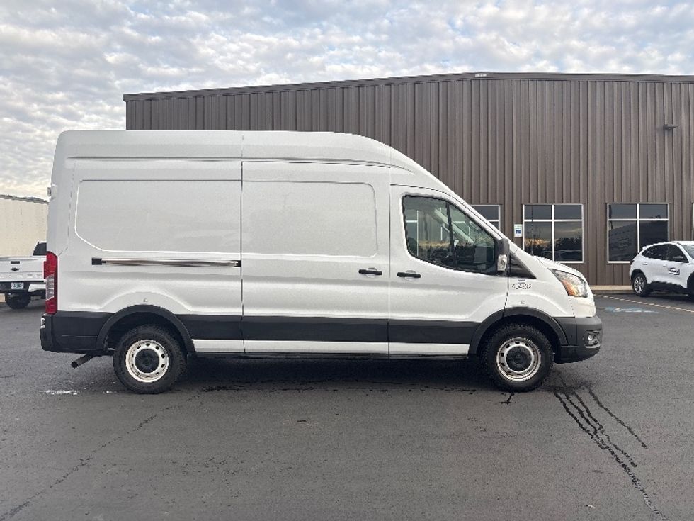 Cargo Van (Panel Van)-Light and Medium Duty Trucks-Ford-2021-Transit 250-Clackamas-OR-38,030\n\t\tmiles-$ 40,000 - Image 14
