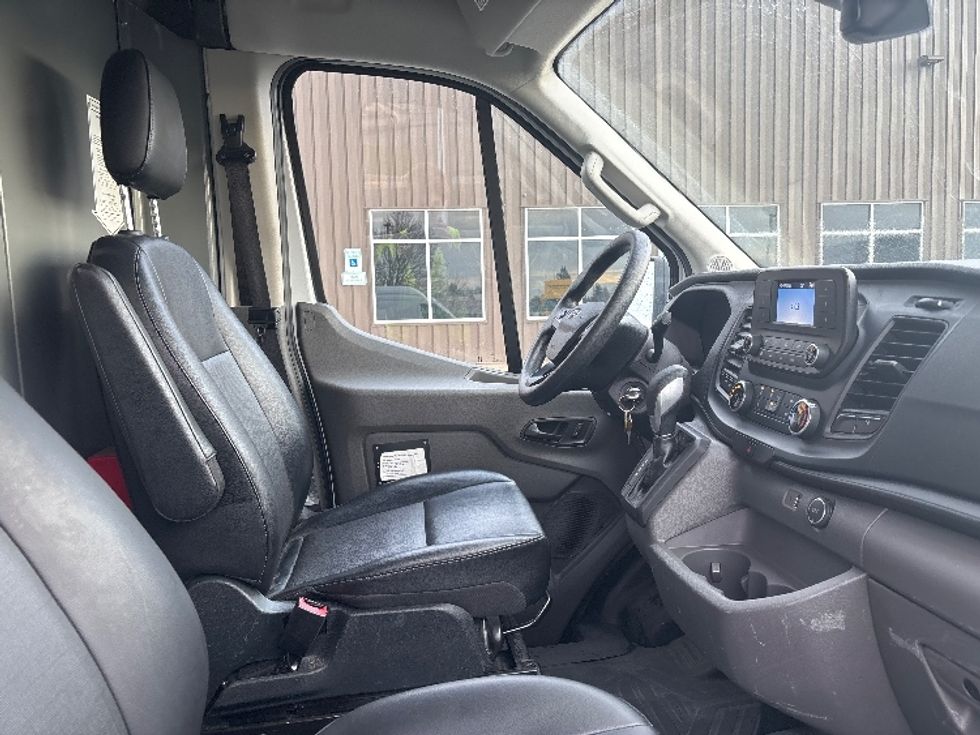 Cargo Van (Panel Van)-Light and Medium Duty Trucks-Ford-2021-Transit 250-Clackamas-OR-38,030\n\t\tmiles-$ 40,000 - Image 21