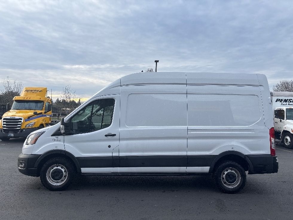 Cargo Van (Panel Van)-Light and Medium Duty Trucks-Ford-2021-Transit 250-Clackamas-OR-38,030\n\t\tmiles-$ 40,000 - Image 4